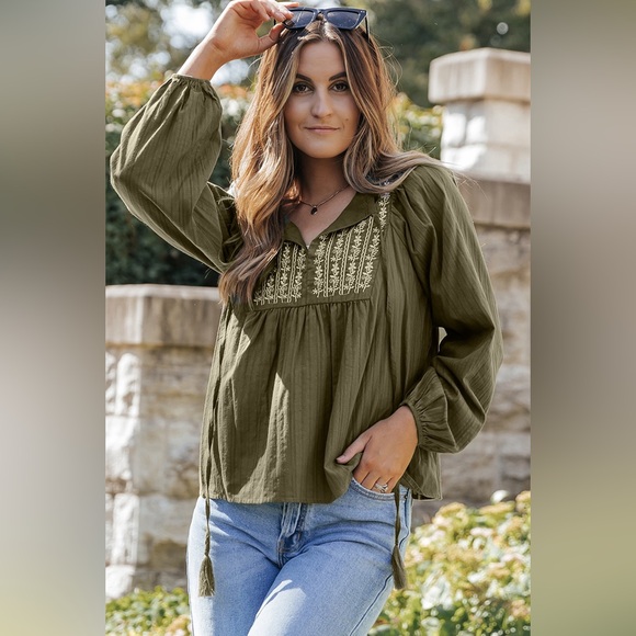 Tops - Green Embroidered Split Neck Pleated Loose Blouse Bohemian Top
